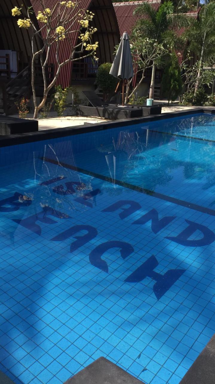 Island Beach Bungalow Gili Trawangan Exterior photo